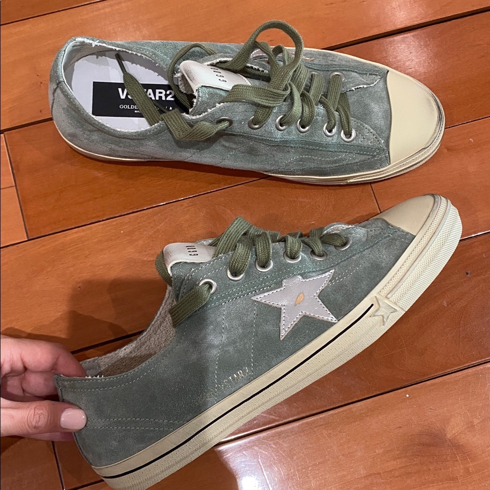 Golden Goose Green and Cream Sneakers - Picture 2 of 7
